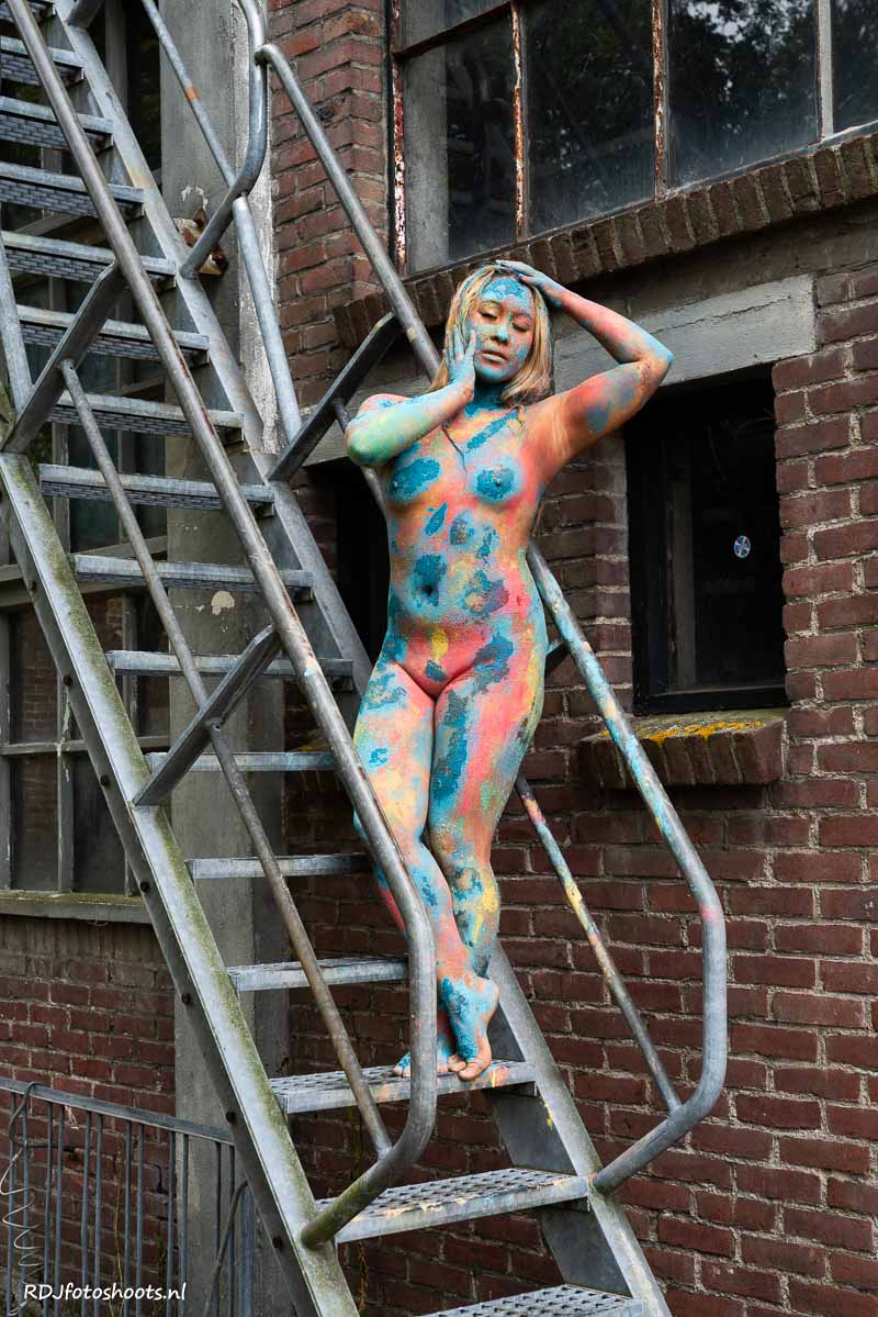 tfp bodypaint: op de buitentrap