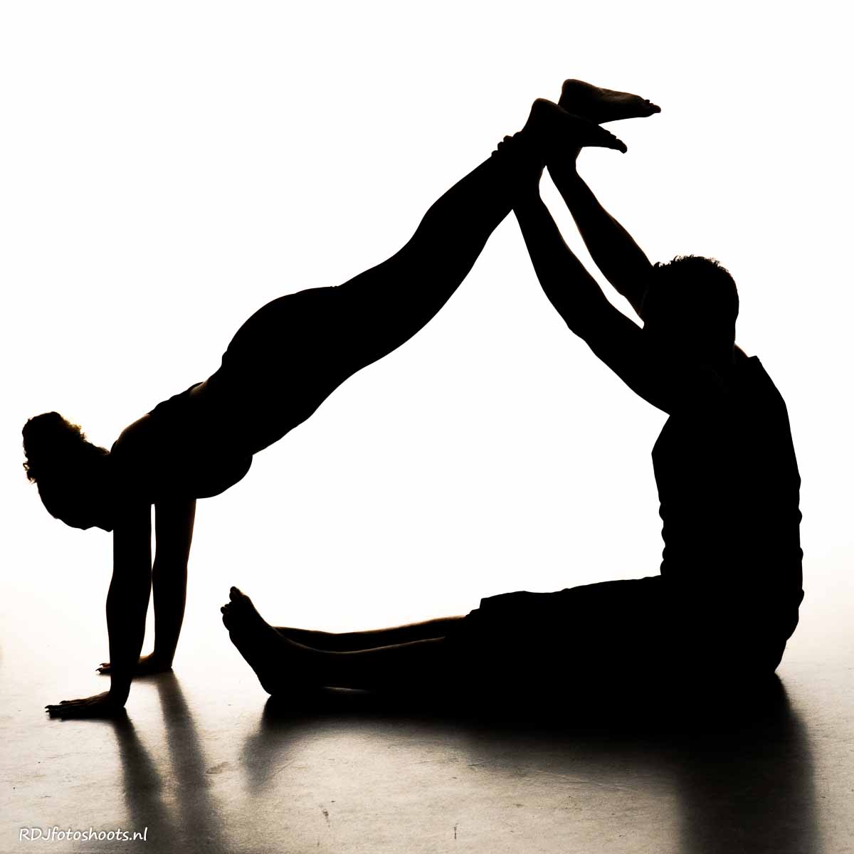 tfp yoga: Jasper & Priscilla, silhouette yoga