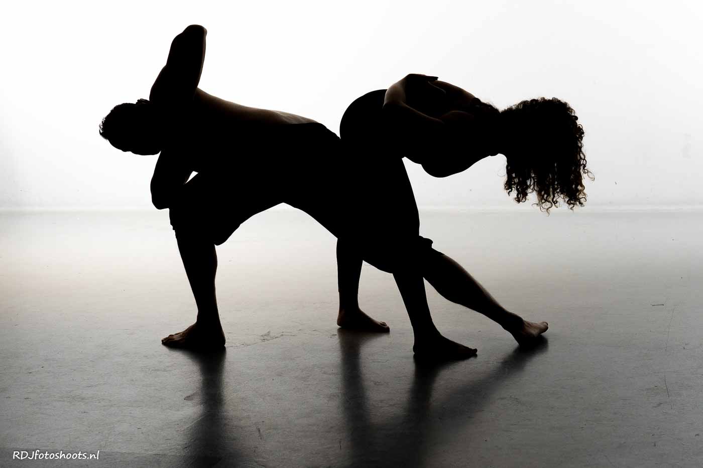 tfp yoga: Jasper & Priscilla, silhouette yoga