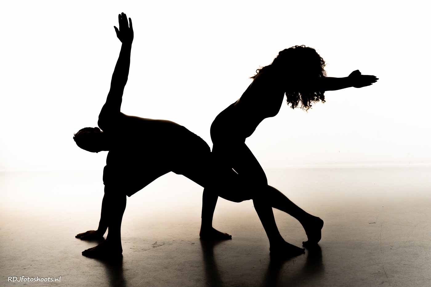 tfp yoga: Jasper & Priscilla, silhouette yoga